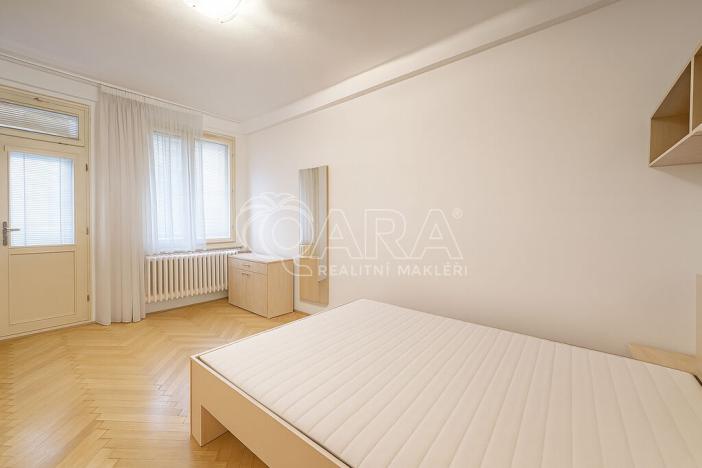 Pronájem bytu 3+1, Praha - Nové Město, Ke Karlovu, 90 m2