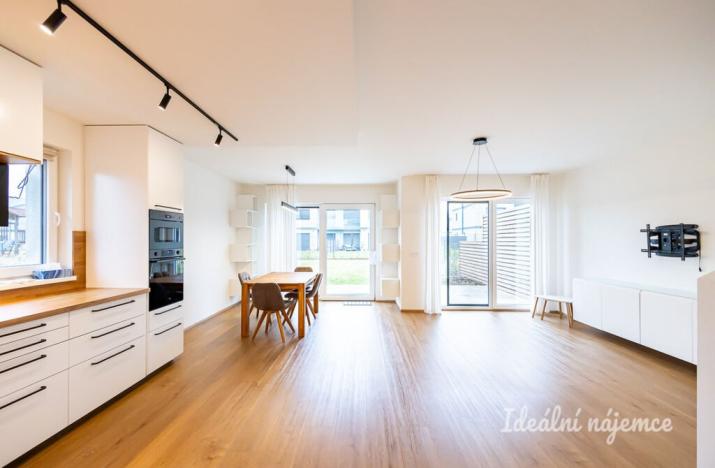 Pronájem rodinného domu, Horoušany, Kubišova, 120 m2