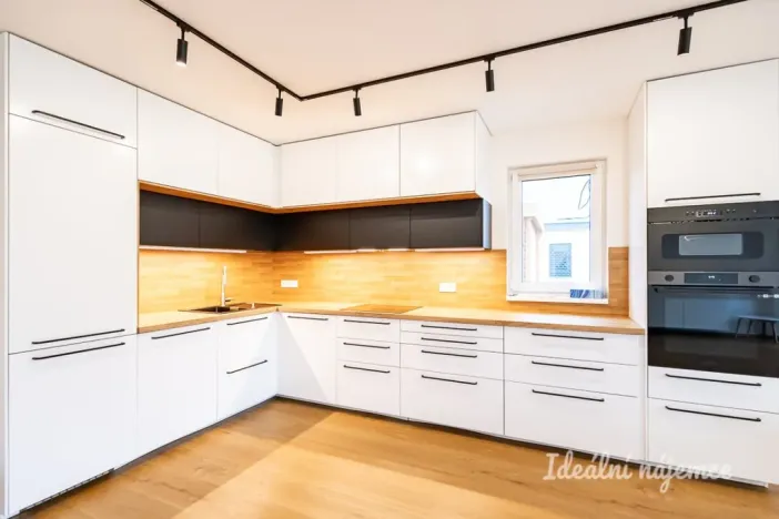 Pronájem rodinného domu, Horoušany, Kubišova, 120 m2