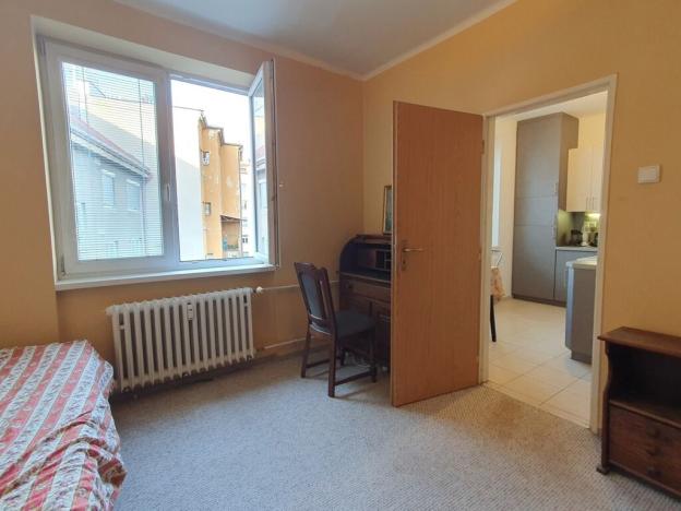 Pronájem bytu 2+1, Praha - Vršovice, náměstí Svatopluka Čecha, 55 m2