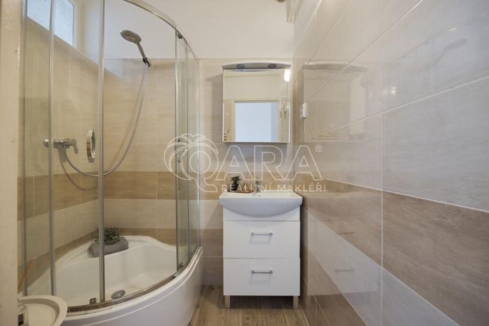 Prodej bytu 2+1, Český Těšín, Odboje, 69 m2