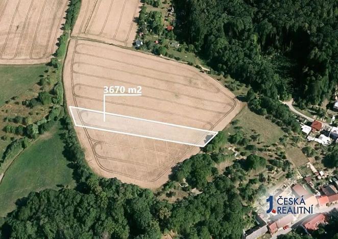 Prodej podílu pole, Šišma, 1211 m2