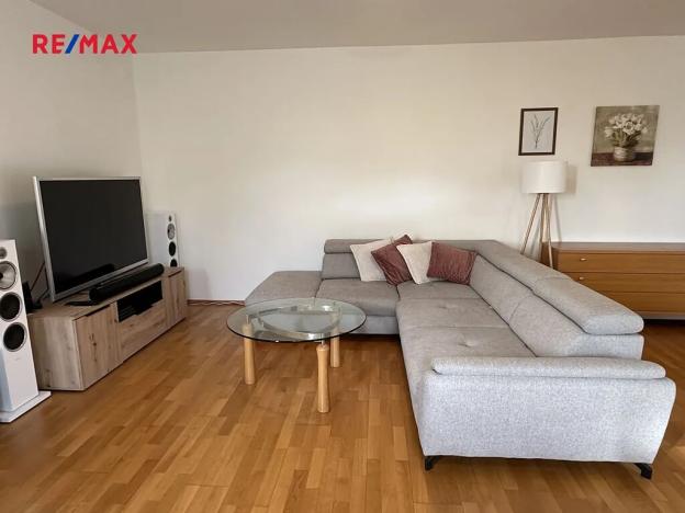 Pronájem bytu 2+kk, Praha - Podolí, V rovinách, 67 m2