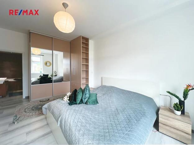 Pronájem bytu 2+kk, Praha - Michle, Nuselská, 49 m2