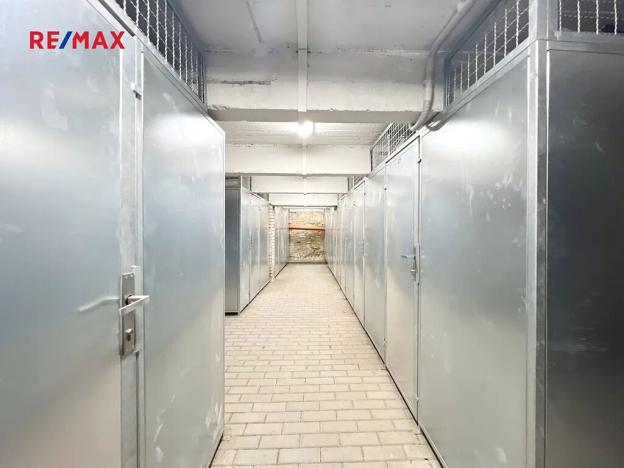 Pronájem bytu 2+kk, Praha - Michle, Nuselská, 49 m2