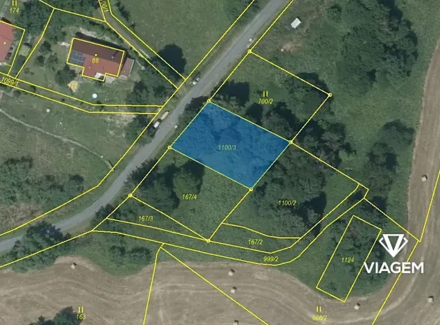 Prodej podílu pozemku pro bydlení, Huzová, 299 m2