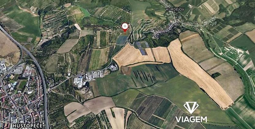 Prodej podílu pole, Hustopeče, 2846 m2