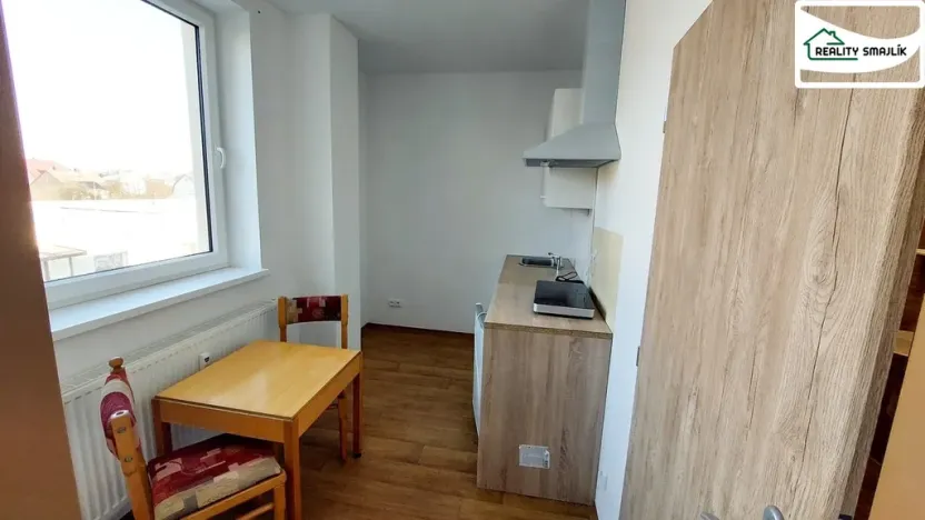 Pronájem bytu 2+kk, Cheb, Dragounská, 39 m2