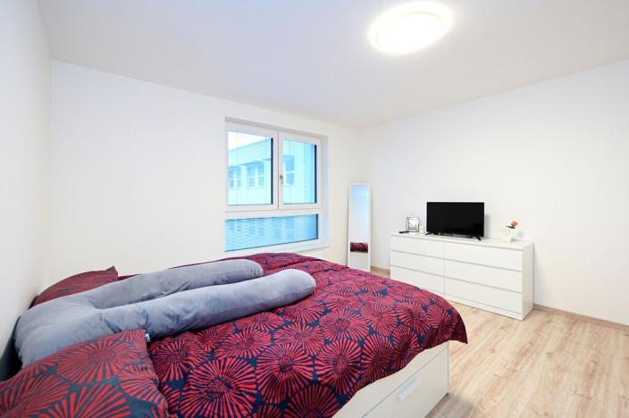 Pronájem bytu 3+kk, Praha - Vysočany, Oktábcových, 97 m2