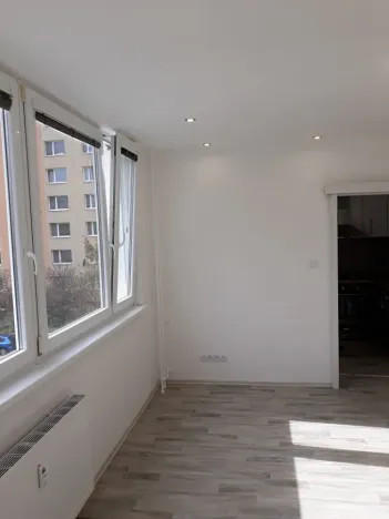 Pronájem bytu 2+1, Hodonín, Šumná, 45 m2