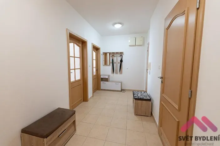 Pronájem bytu 3+kk, Praha - Dolní Měcholupy, V osikách, 74 m2