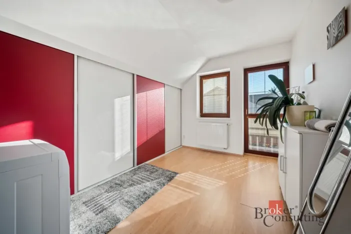 Prodej rodinného domu, Hradec Králové - Roudnička, Horní, 210 m2