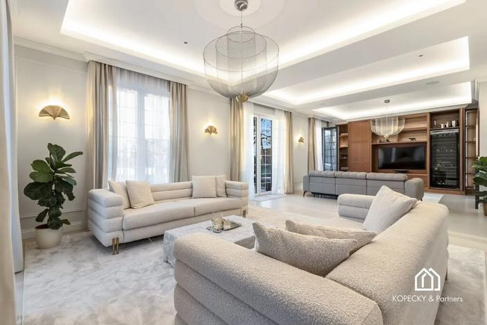 Prodej rodinného domu, Přezletice, Čakovická, 405 m2