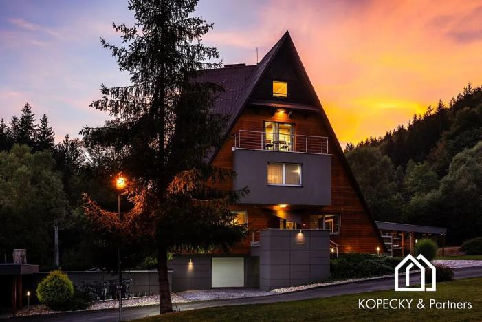 Prodej vily, Halenkov, 431 m2