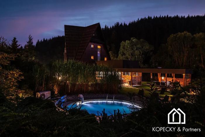 Prodej vily, Halenkov, 431 m2