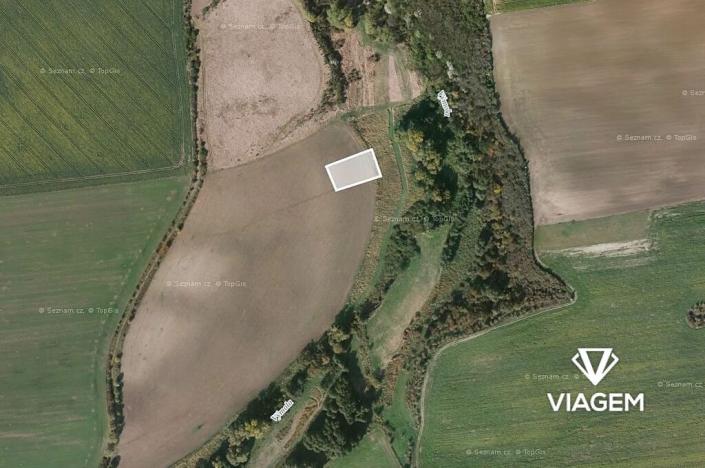 Prodej podílu pole, Břežany II, 1061 m2