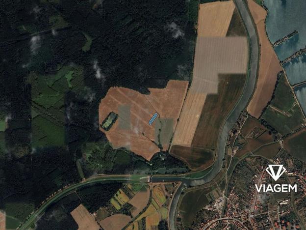 Prodej pole, Uherský Ostroh, 2044 m2