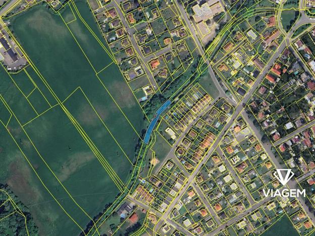 Prodej podílu pole, Lázně Bohdaneč, 575 m2