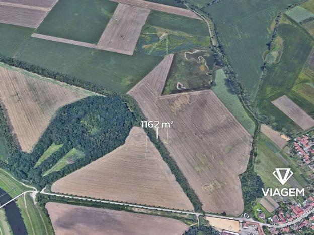 Prodej podílu pole, Ladná, 290 m2