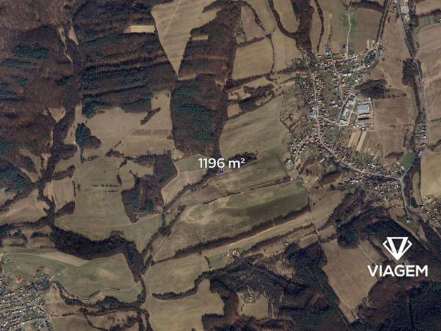 Prodej pole, Doubravy, 1196 m2