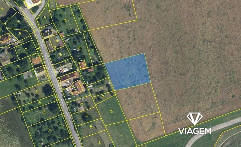 Prodej podílu pole, Cerekvice nad Bystřicí, 1023 m2