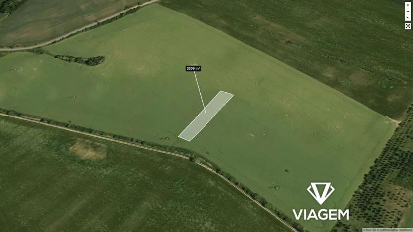 Prodej podílu pole, Ptení, 818 m2