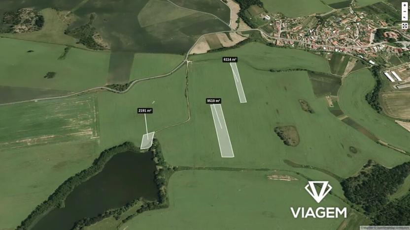 Prodej podílu pole, Hostim, 1980 m2