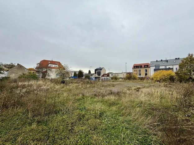 Pronájem obchodního prostoru, Praha - Břevnov, Bělohorská, 2373 m2