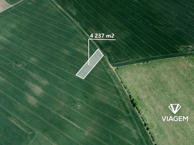 Prodej podílu pole, Újezd u Brna, 1412 m2