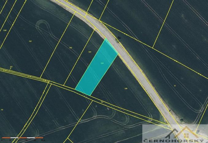 Prodej pole, Děčany, 5072 m2