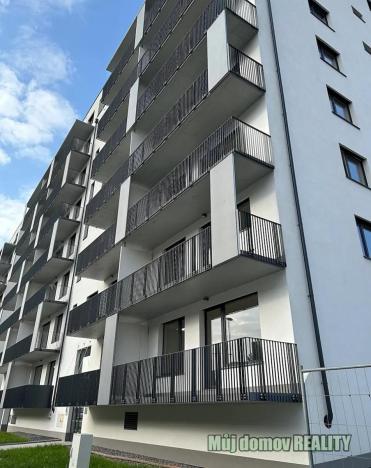 Pronájem bytu 2+kk, Praha - Vysočany, Smržových, 52 m2