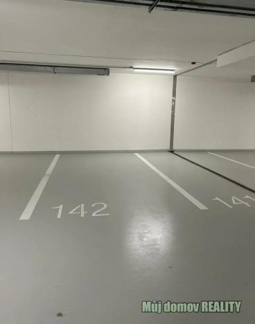 Pronájem bytu 2+kk, Praha - Vysočany, Smržových, 52 m2