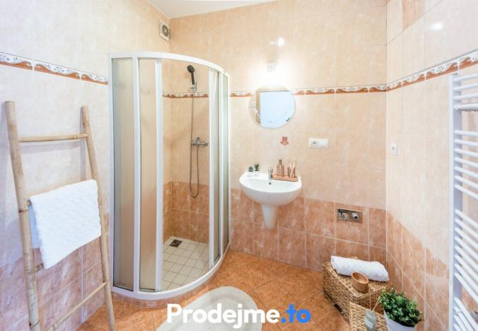 Pronájem bytu 2+kk, Znojmo, Jarošova, 62 m2