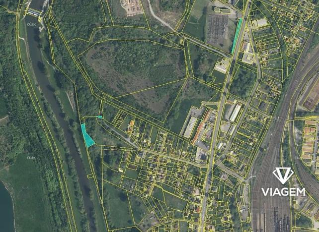 Prodej komerčního pozemku, Ostrava, 2432 m2