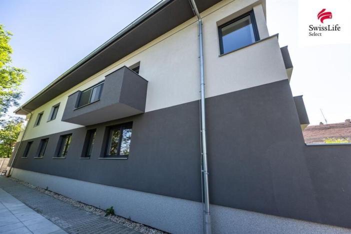 Prodej bytu 2+kk, Břežany II, 57 m2