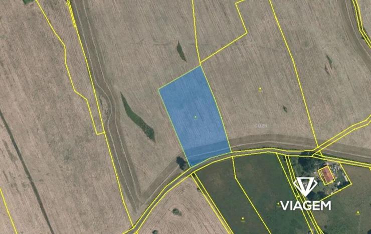 Prodej podílu pole, Bulovka, 2258 m2