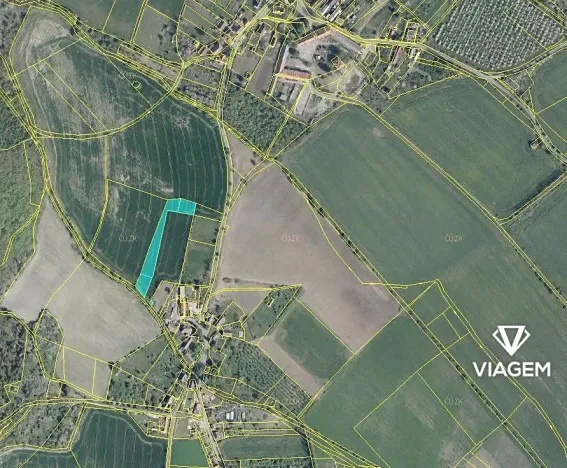 Prodej podílu pole, Třebenice, 1072 m2