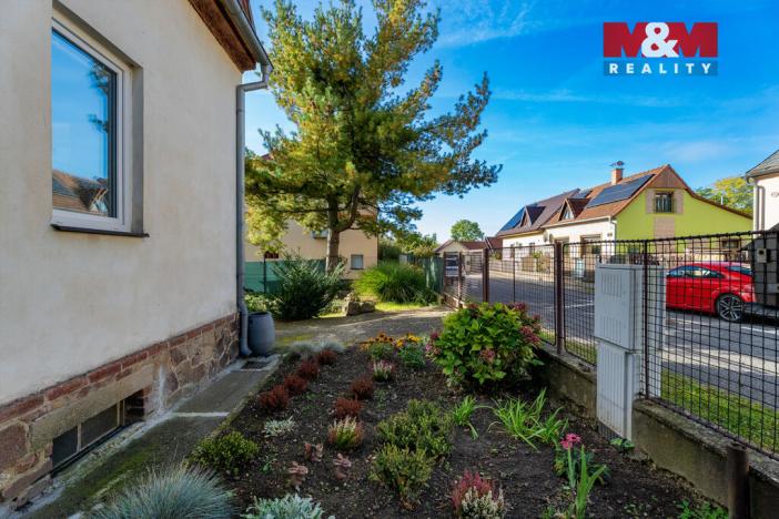 Prodej rodinného domu, Malé Žernoseky, Dlouhá, 135 m2