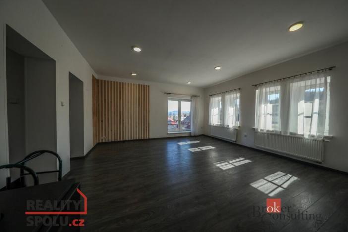 Prodej bytu 3+1, Držkov, 76 m2