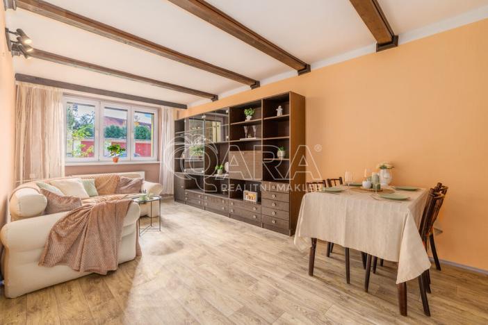 Prodej bytu 3+1, Český Krumlov - Nádražní Předměstí, Vyšehrad, 67 m2