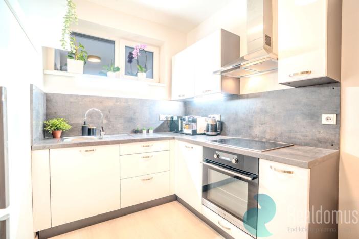 Prodej rodinného domu, Horoměřice, K Lesu, 80 m2