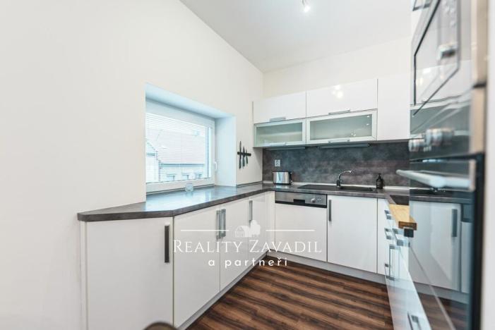 Pronájem bytu 3+1, Pardubice, V Ráji, 90 m2