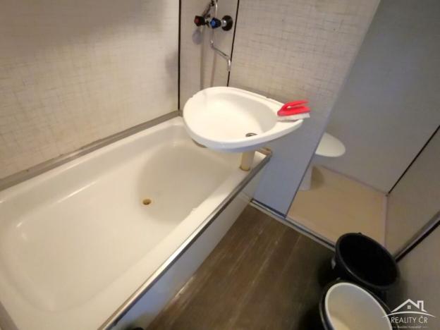 Pronájem bytu 1+1, Jihlava, Březinova, 32 m2