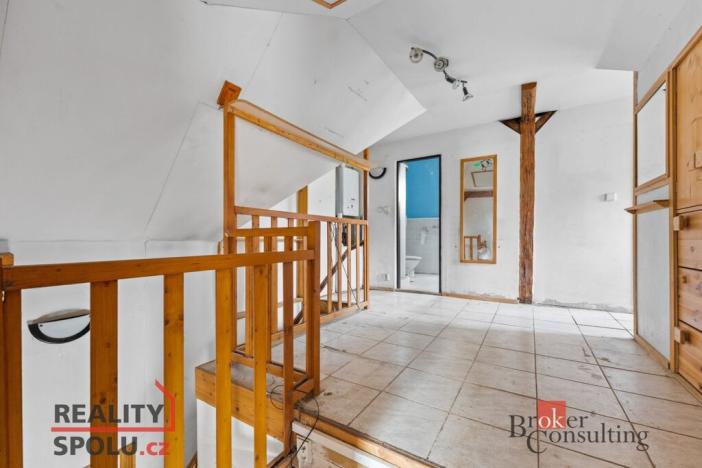 Prodej rodinného domu, Libčice nad Vltavou, Tyršova, 160 m2