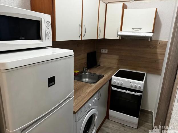 Pronájem bytu 2+kk, Praha - Strašnice, Révová, 38 m2