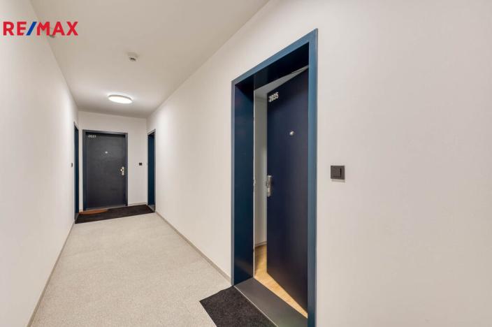 Pronájem bytu 2+kk, Praha - Stodůlky, Hábova, 52 m2