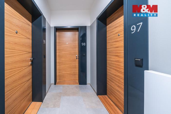 Pronájem bytu 1+kk, Praha - Holešovice, U průhonu, 35 m2