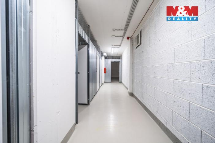 Pronájem bytu 1+kk, Praha - Holešovice, U průhonu, 35 m2