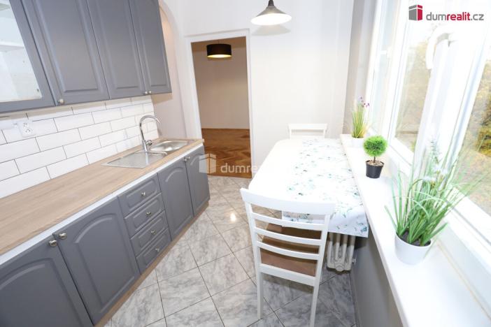 Pronájem bytu 2+1, Mariánské Lázně - Úšovice, Kubelíkova, 63 m2