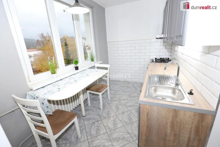 Pronájem bytu 2+1, Mariánské Lázně - Úšovice, Kubelíkova, 63 m2